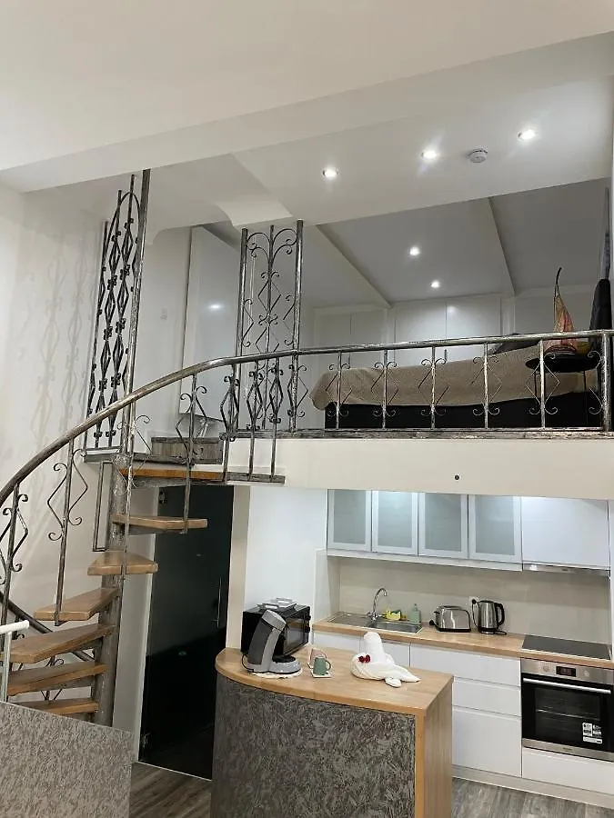 Ferienwohnung Duplex Situe A 2Min De La Gare Du Nord Brüssel 0*,  Belgien